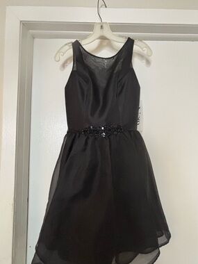 NWT NOIR Gorgeous Black Sleeveless Party Dress with Beaded Waist